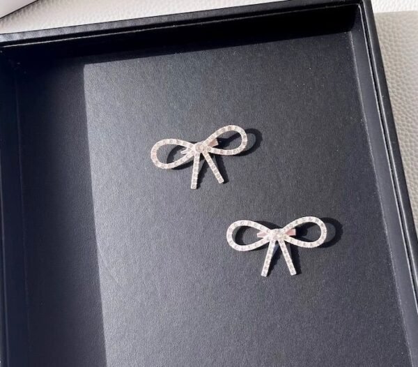 New Versatile Rhinestone Bow Brooch - Image 2