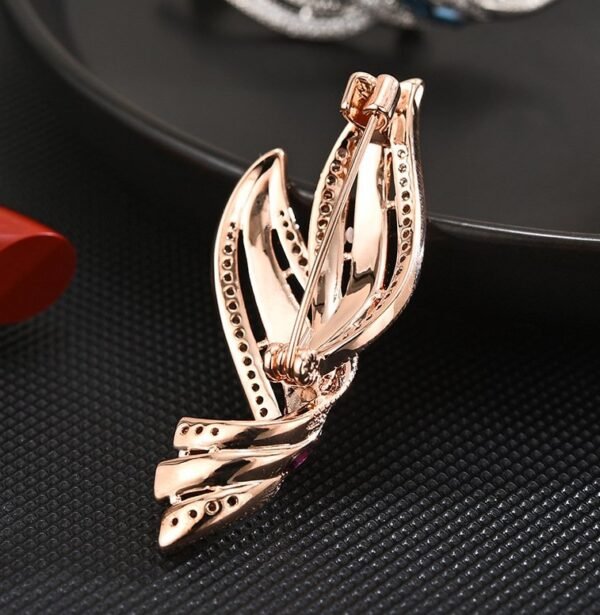 New Xiaoxiangfeng Diamond Studded Leaf Brooch - Image 10