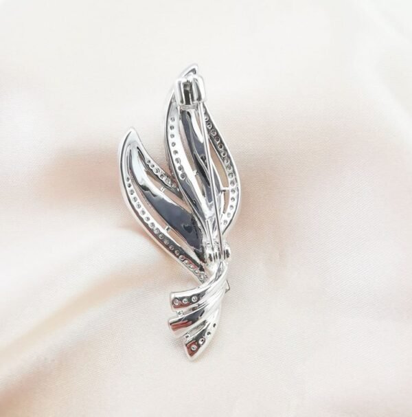 New Xiaoxiangfeng Diamond Studded Leaf Brooch - Image 8
