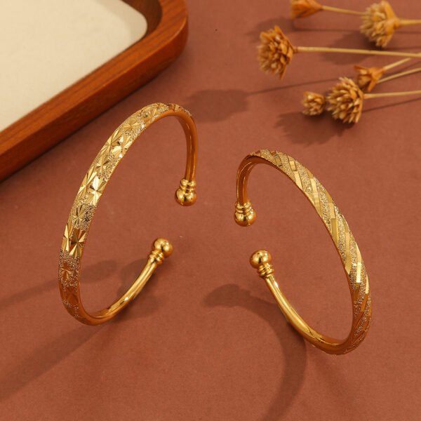 1pcsVintage Gold-plated 18k Delicate Pattern Bracelet, Sand Gold Women's Open Bracelet, Suitable For Daily Wear Holiday Gifts - Image 5