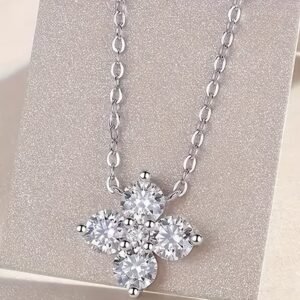 Charles & Colvard Sterling Silver 4mm Round Moissanite Floral Necklace 0.92ct Dewdrop