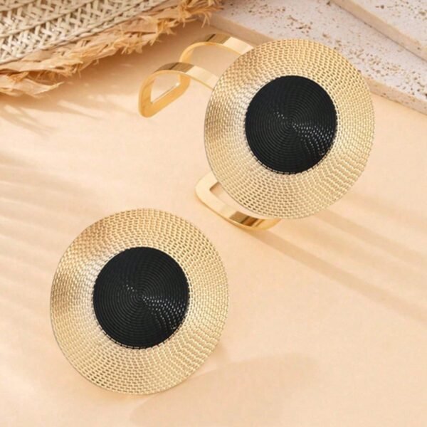Elegant 14K Gold Plated Black  Onyx Necklace And Earrings Set - Image 5