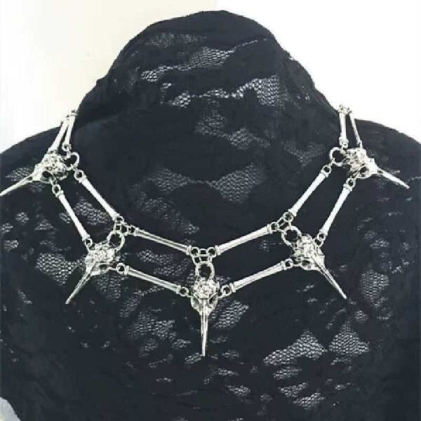 Fashionable New European And American Gothic Bird Skull Necklace - Image 8