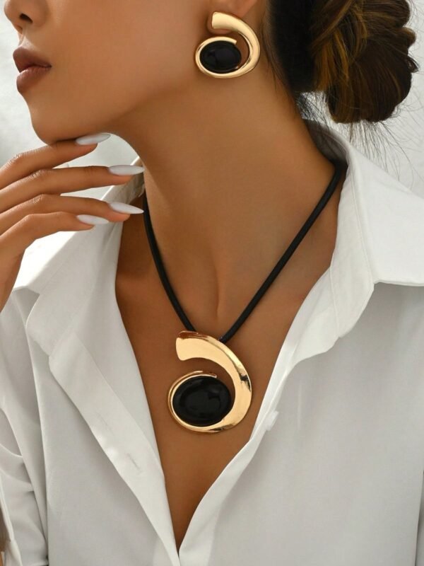 14K Gold Plated Black Onyx Swirl Choker Necklace And Earrings Set - Image 8