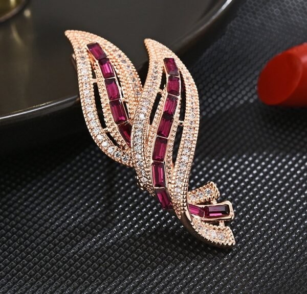 New Xiaoxiangfeng Diamond Studded Leaf Brooch - Image 4