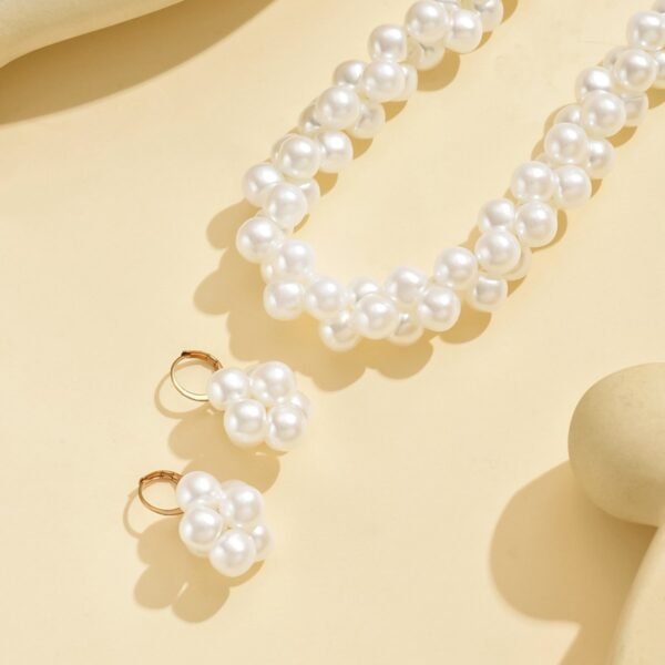 Elegant 14K Gold Pearl Jewelry Set -  Timeless Elegance For Any Occasion - Image 4