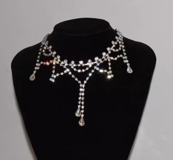 2025 New High End Design Full Diamond Water Diamond Necklace - Image 2