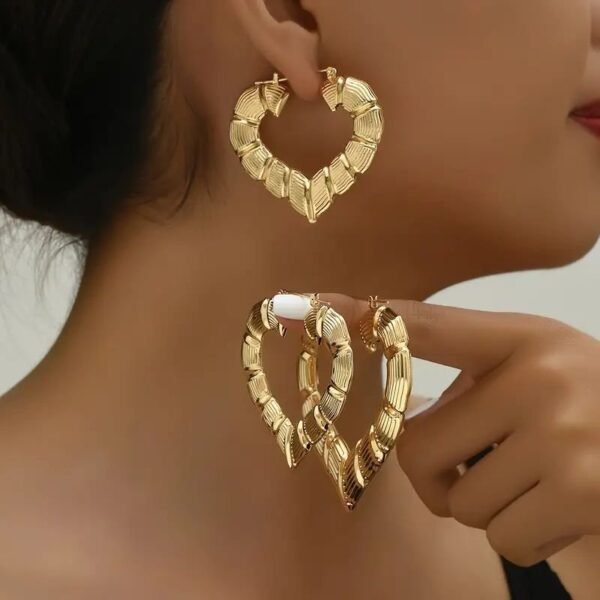 Elegant Gold-Tone Hoop Earrings Set - Timeless And Versatile - Image 4