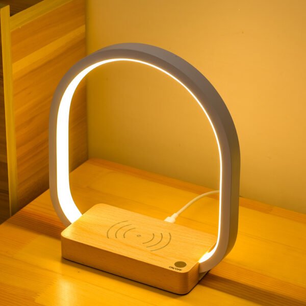 Multifunctional table lamp - Image 10