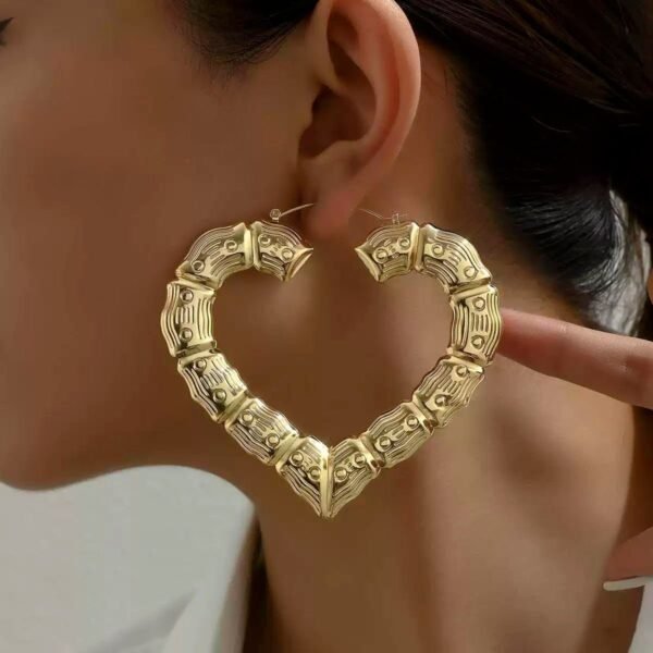 Elegant Gold-Tone Hoop Earrings Set - Timeless And Versatile - Image 6