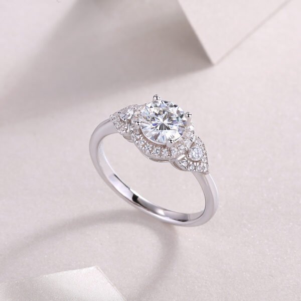Luxury Fashion Large Diamond Wedding Ring With Moissanite Silver Ring - Image 6